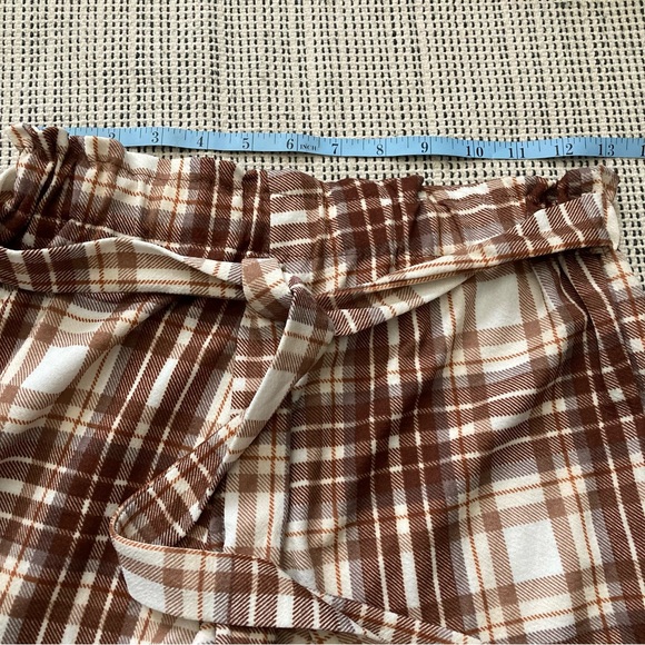 No Comments Checkered Dress Pants Cuffed Size Small (Junior) - Picture 5 of 10